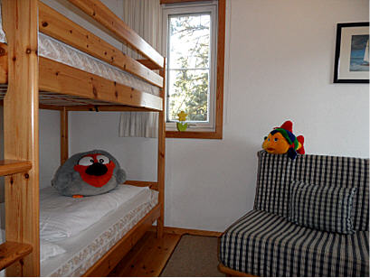 Separates Kinderzimmer mit Stockbett